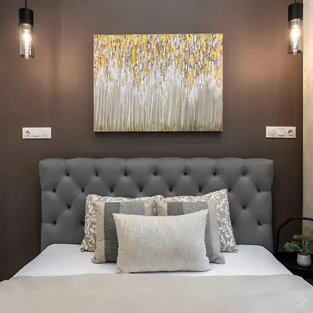 Luxe N' Charm Central Grand Suite By Prestige Homes Budapest Exterior photo