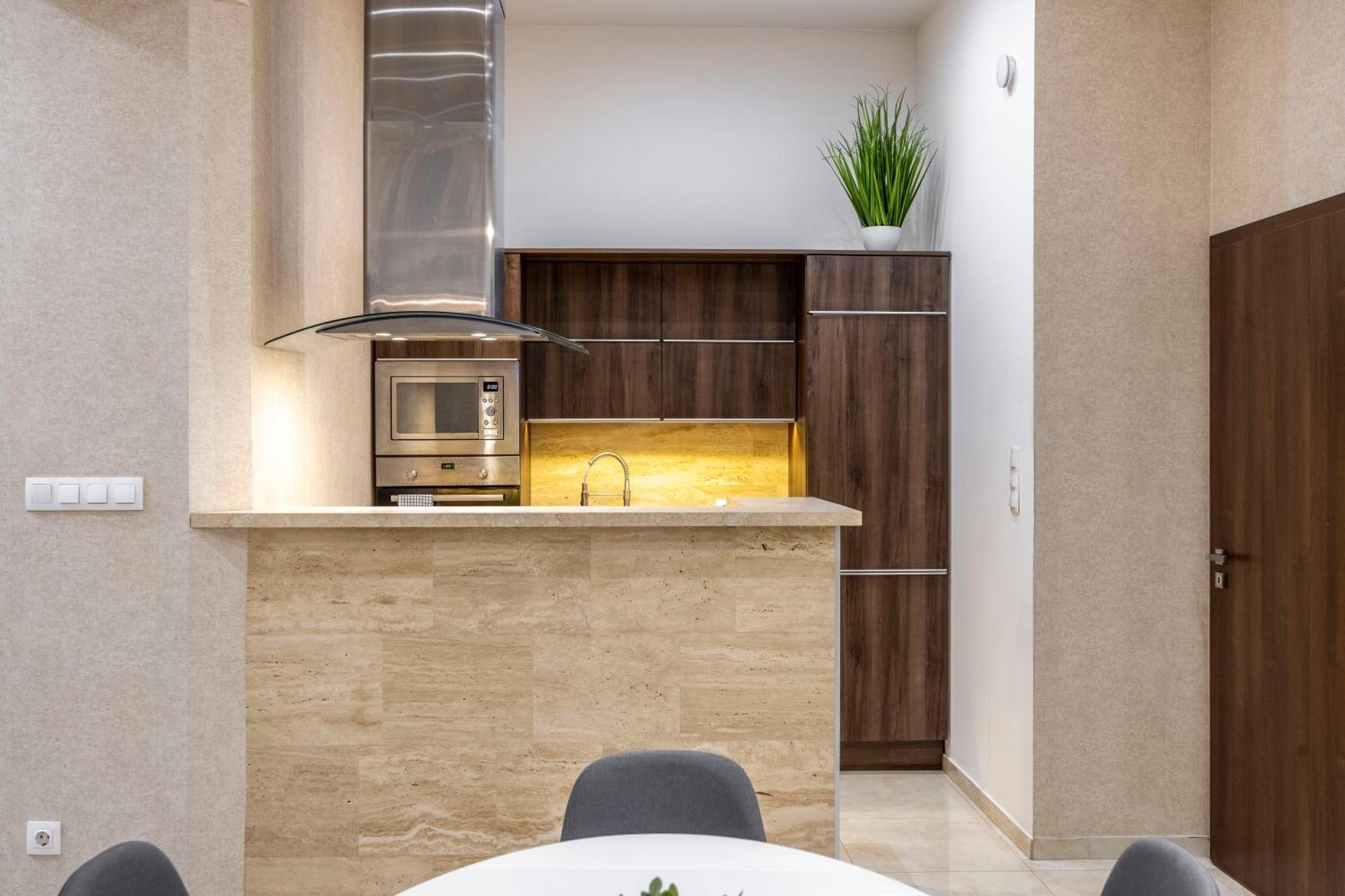 Luxe N' Charm Grand By Prestige Homes דירה בודפשט