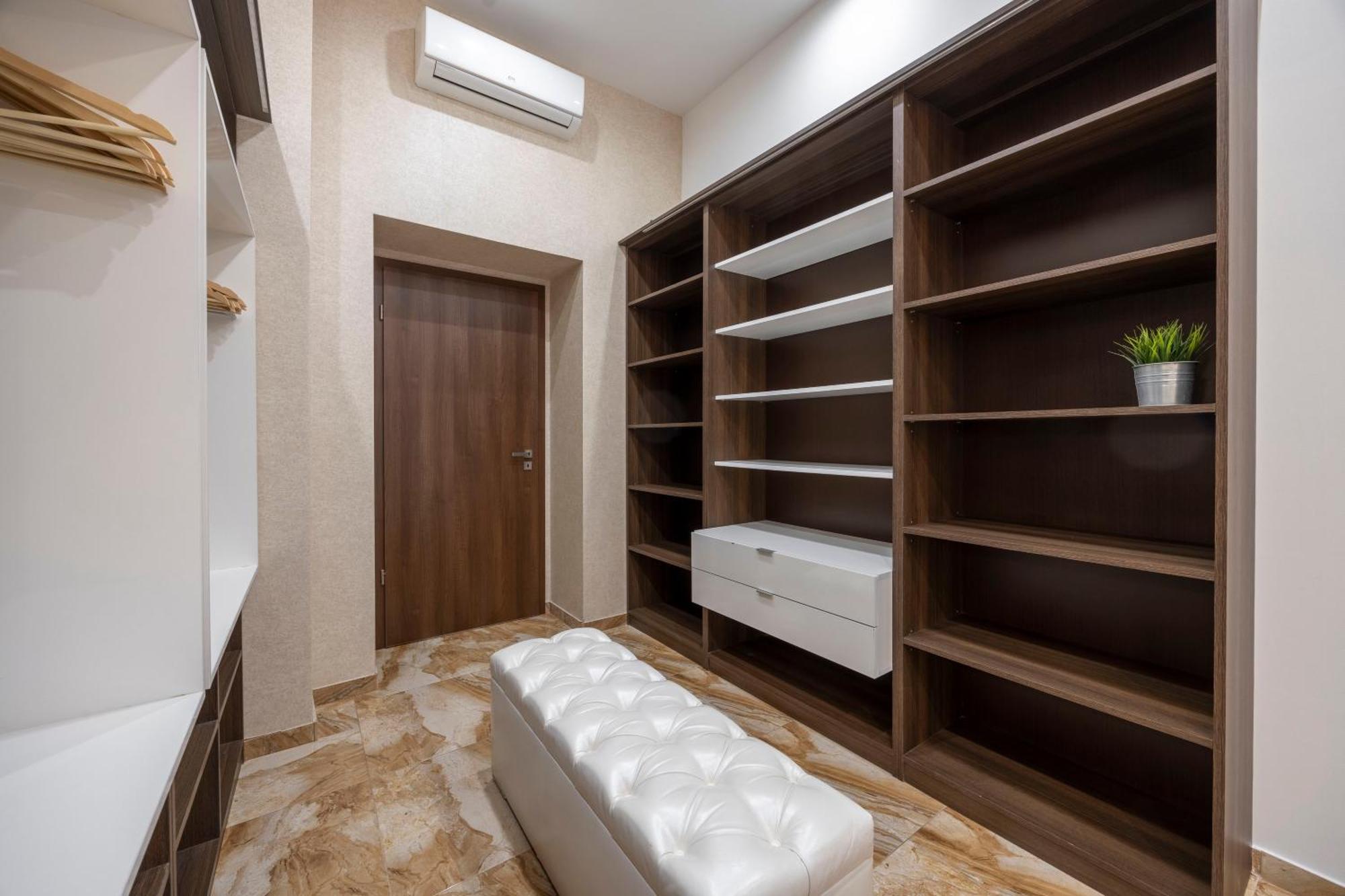Luxe N' Charm Grand By Prestige Homes דירה